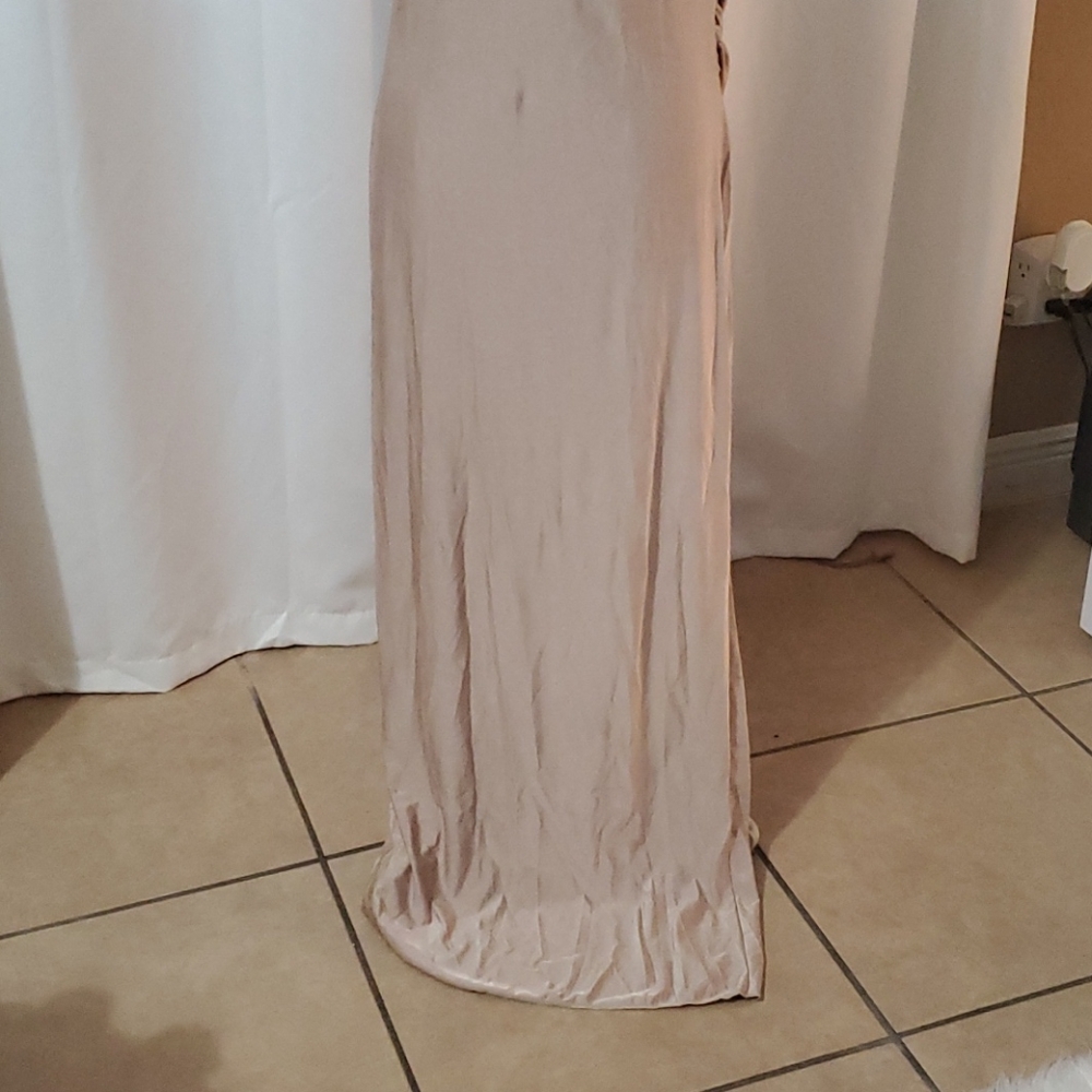Dress - Picture 4 of 6